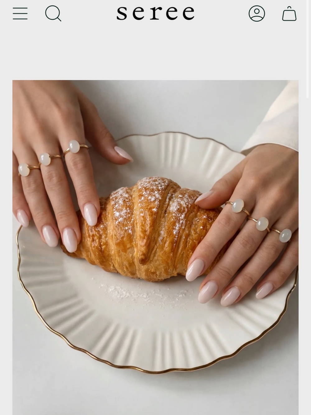 Seree Halo — White Chalcedony Cabochon Ring gold plated
